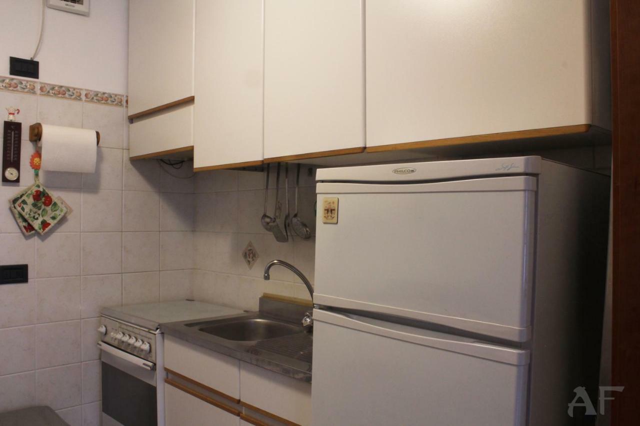 شقة Corso San Gottardo - Darsena Flat ميلان المظهر الخارجي الصورة